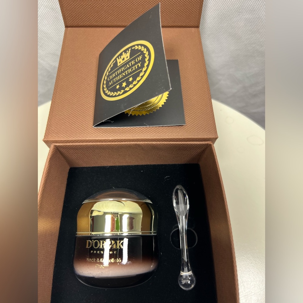 D’OR24K Prestige Endless Beauty Neck & Décolleté Cream - Picture 2 of 2